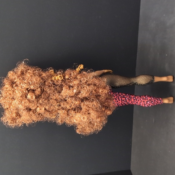 L.O.L Surprise Remix Lot of 2 Ferocious Fashion Dolls. - Picture 7 of 10